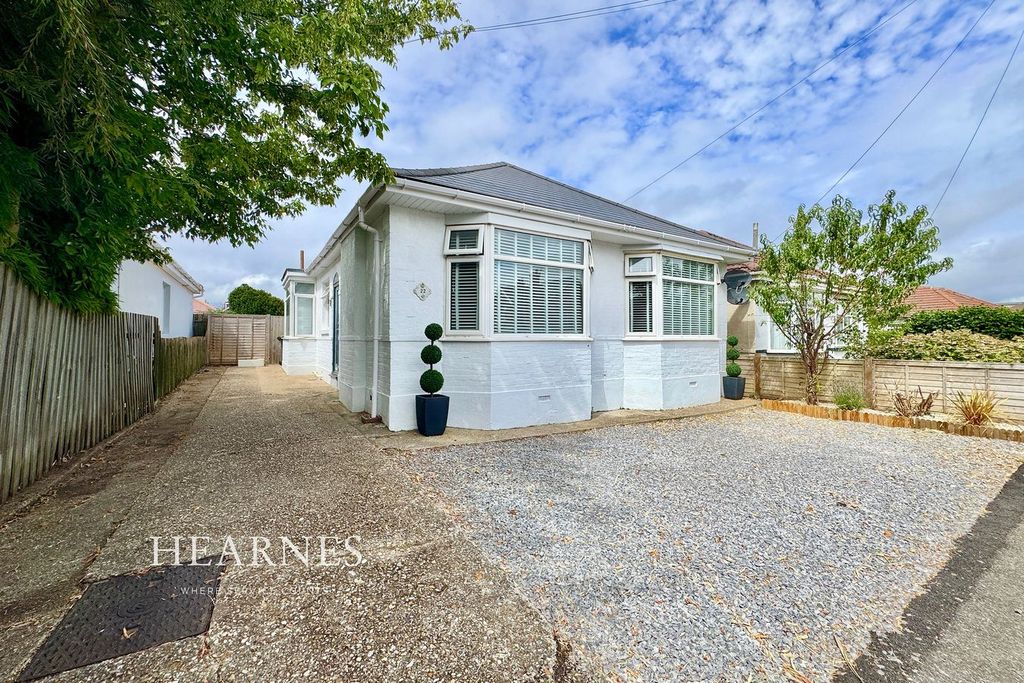 Property photo 1 of 21