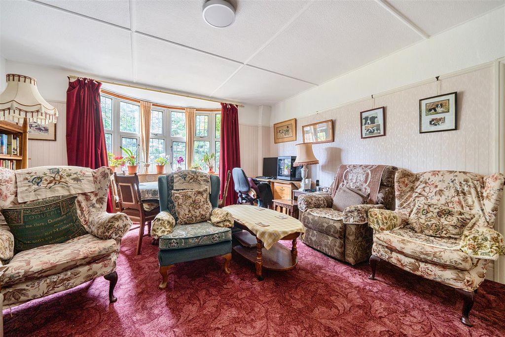 Property photo 2 of 20 For Sale By Aspire Residential - The Glen