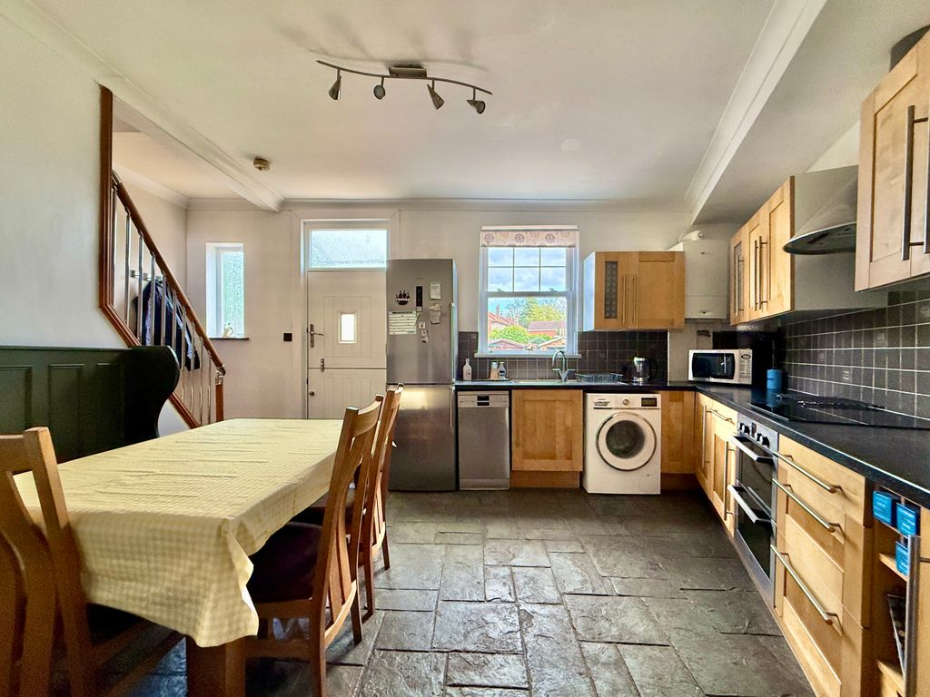 Property photo 3 of 15 Img_0998