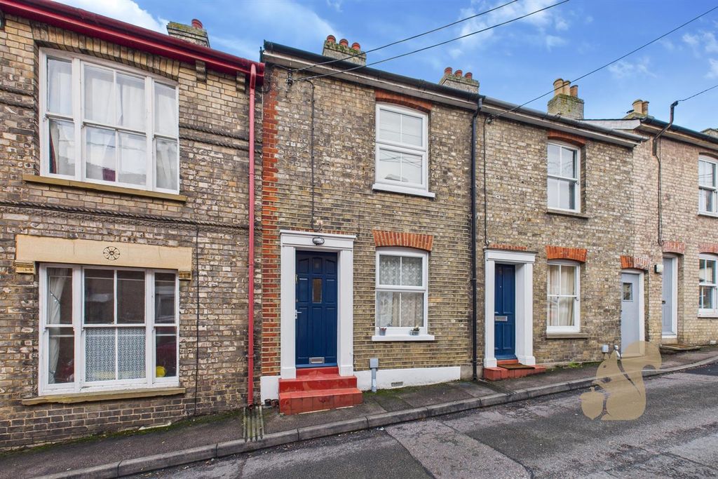 Property photo 1 of 13 Front