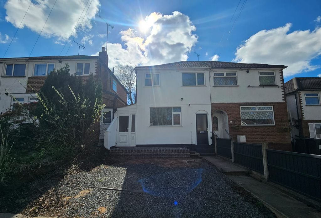 Property photo 1 of 18 Front