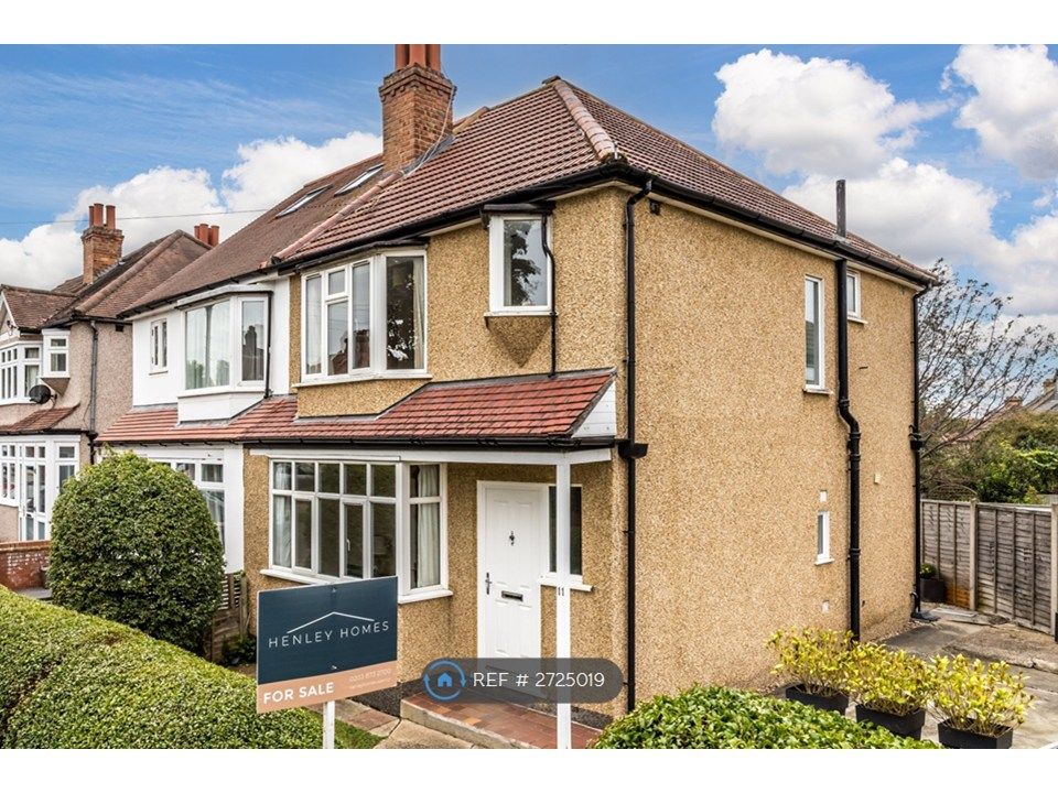 Property photo 1 of 12