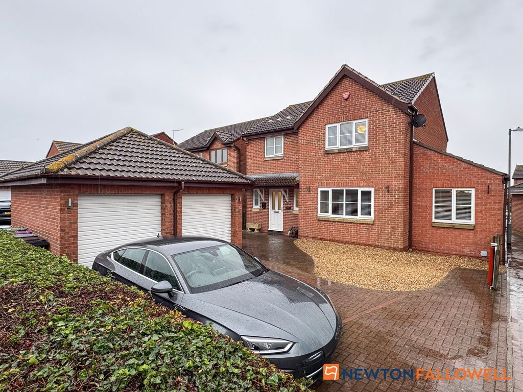 Property photo 1 of 26