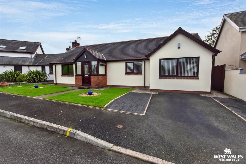 Property photo 1 of 19 1 (10).Jpg