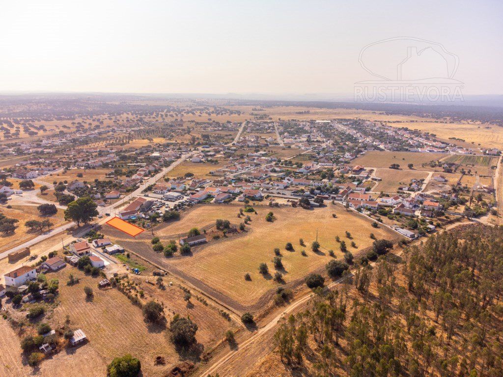 Property photo 1 of 9 Plot Of Urban Land