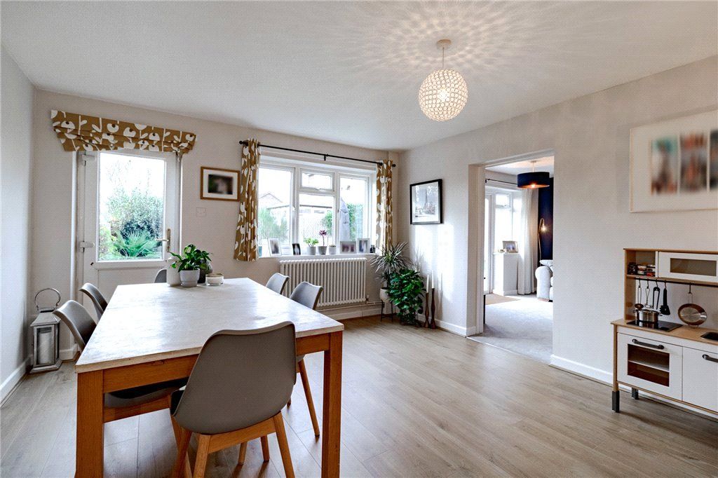 Property photo 3 of 12 Picture No. 11