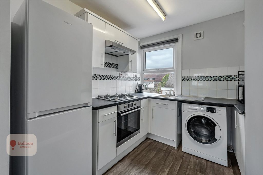 Property photo 1 of 13 Picture No. 27