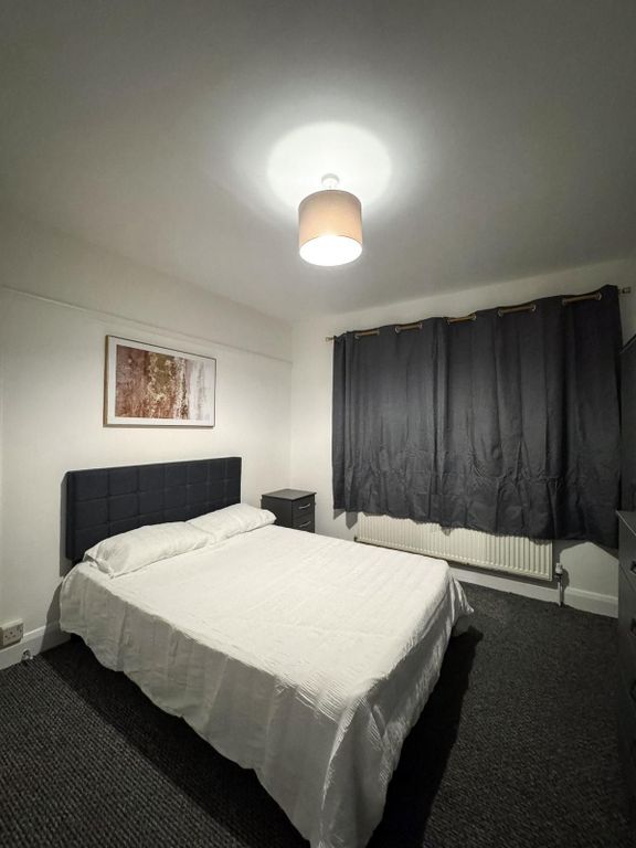 Property photo 2 of 3