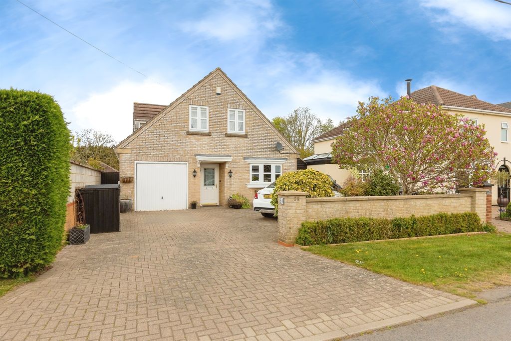 Property photo 1 of 26