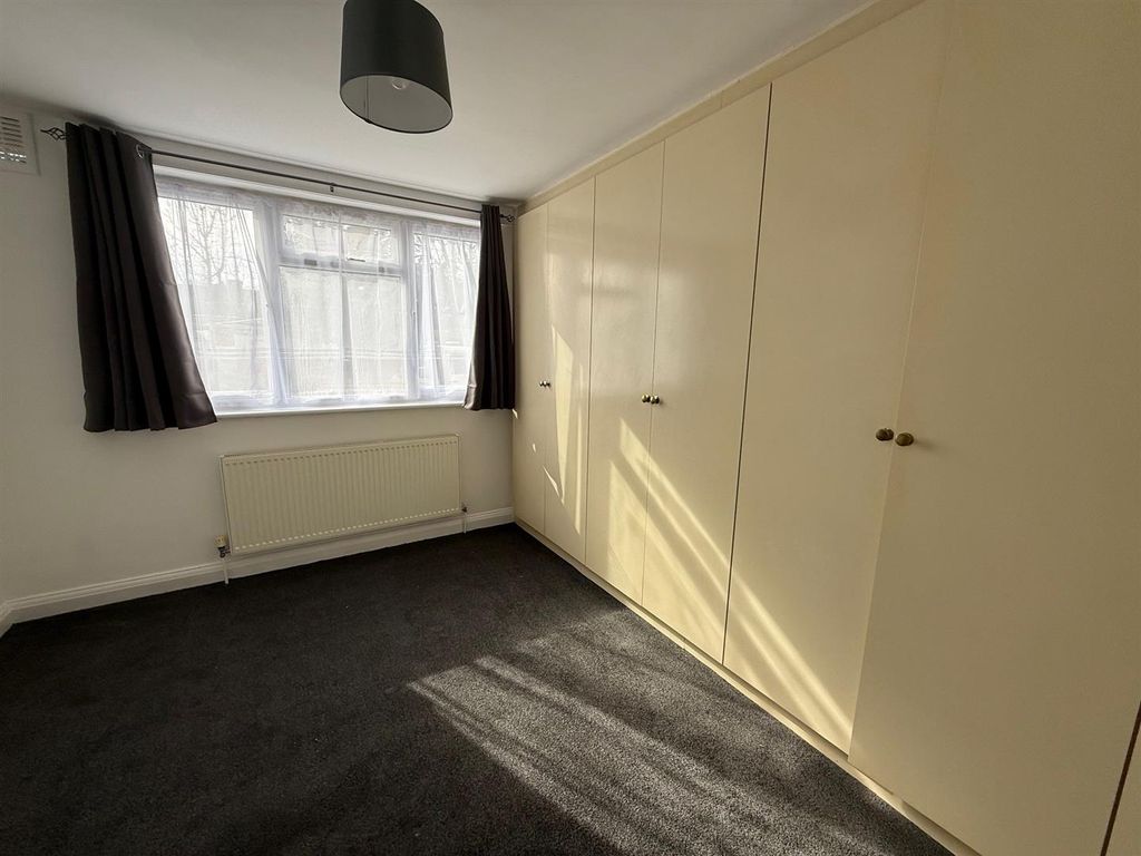 Property photo 3 of 8 3.Jpg