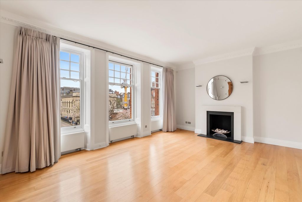 Property photo 2 of 20 Image