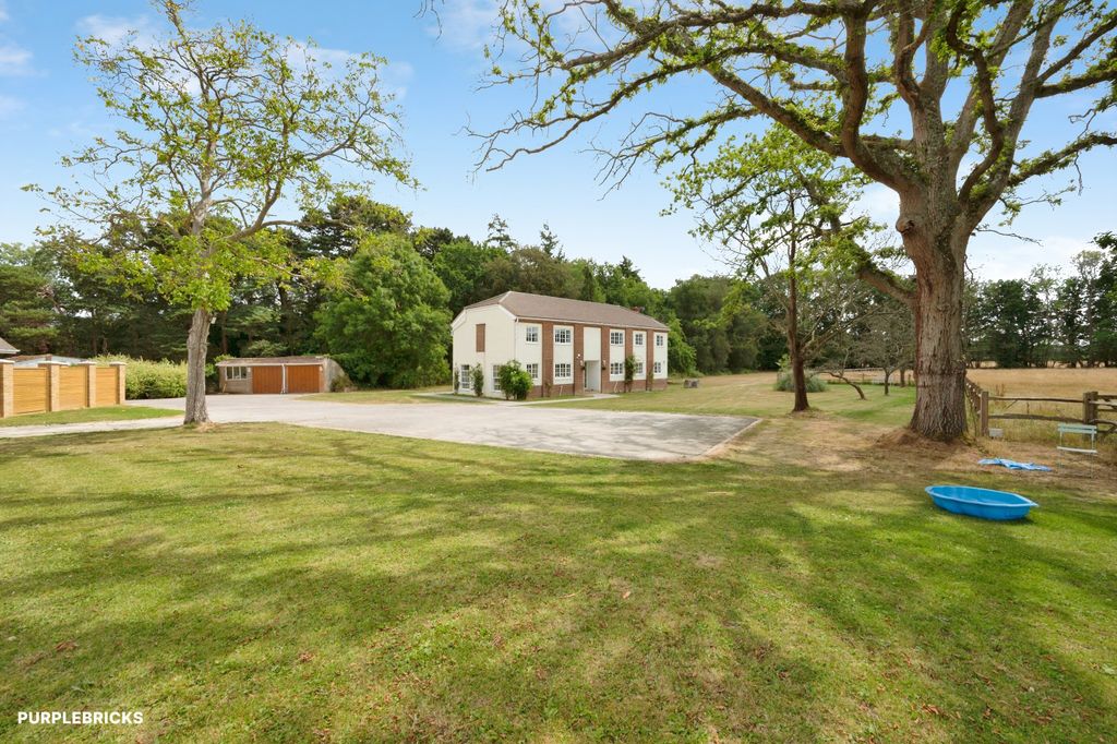 Property photo 3 of 45