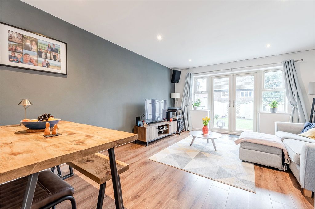 Property photo 2 of 20 Picture No. 26