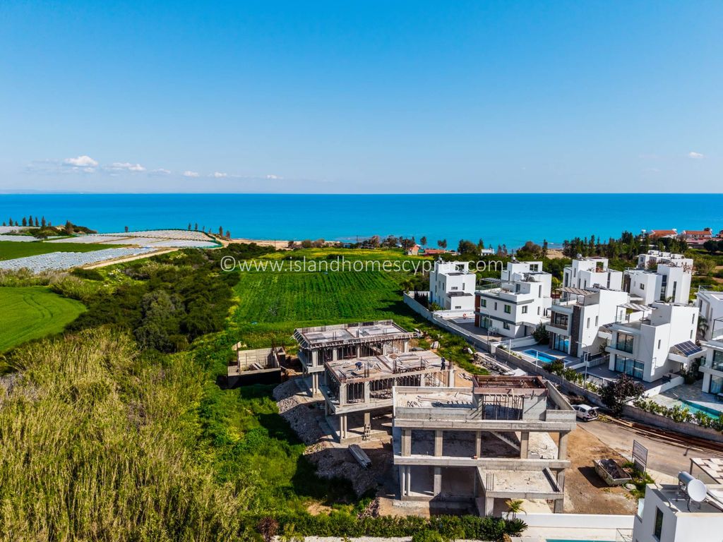 Property photo 3 of 13