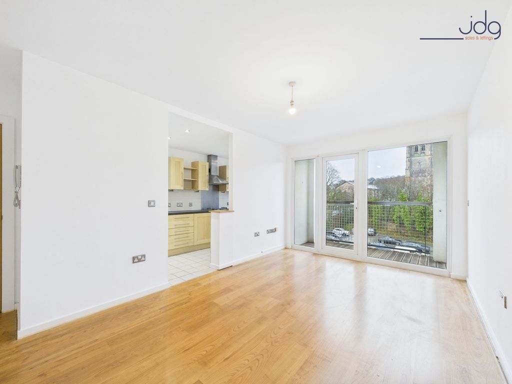 Property photo 2 of 11 Open Plan Living With Balcony