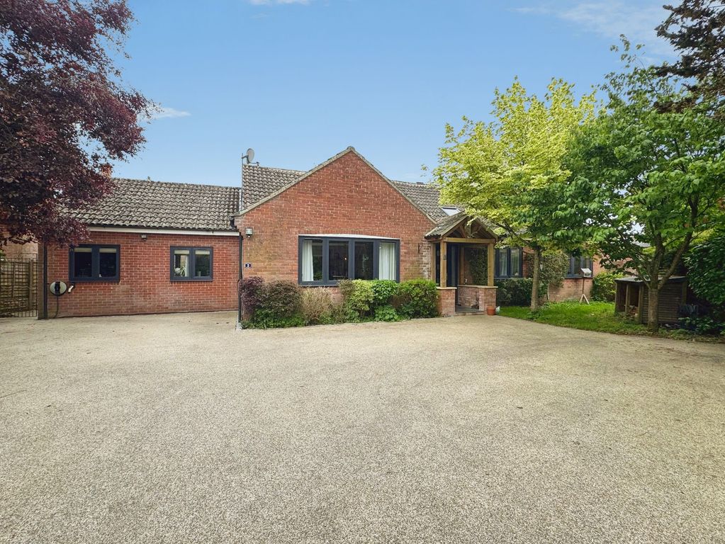 Property photo 1 of 24