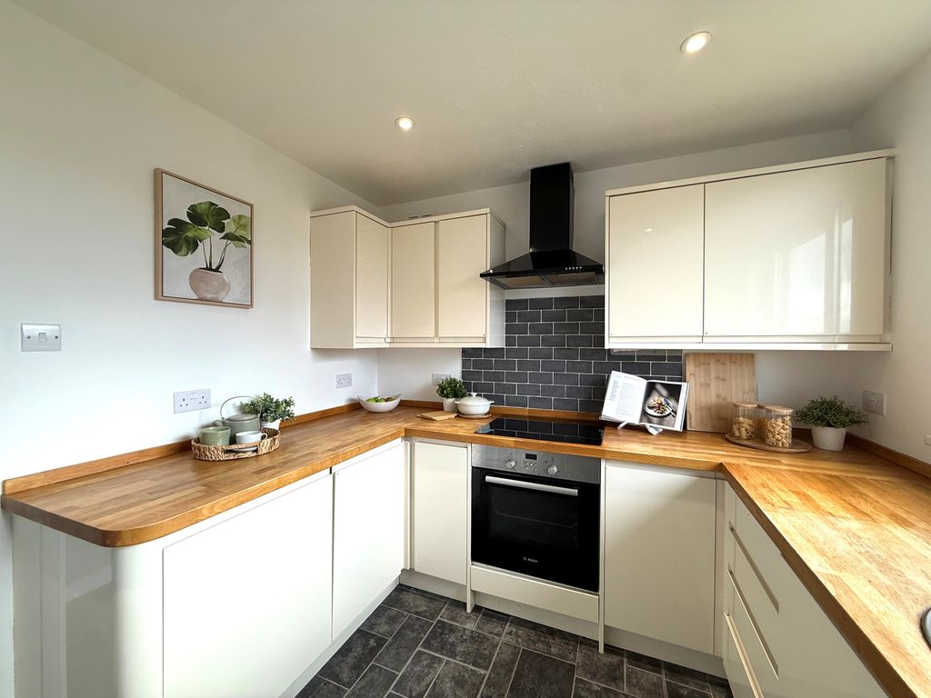 Property photo 3 of 24 13