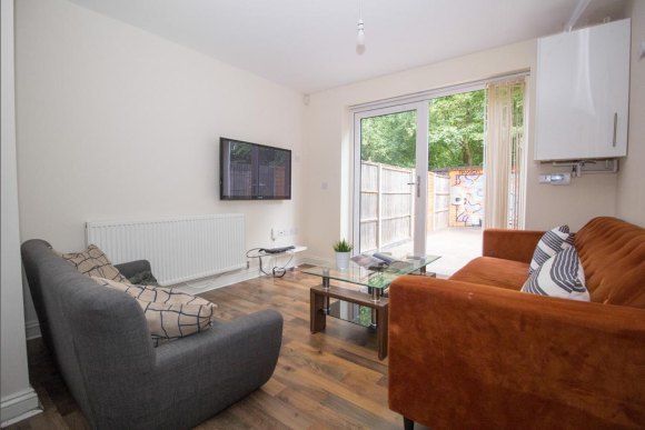 Property photo 1 of 9 Screenshot 2025-09-23 At 13-32-48 Blue Fox Close