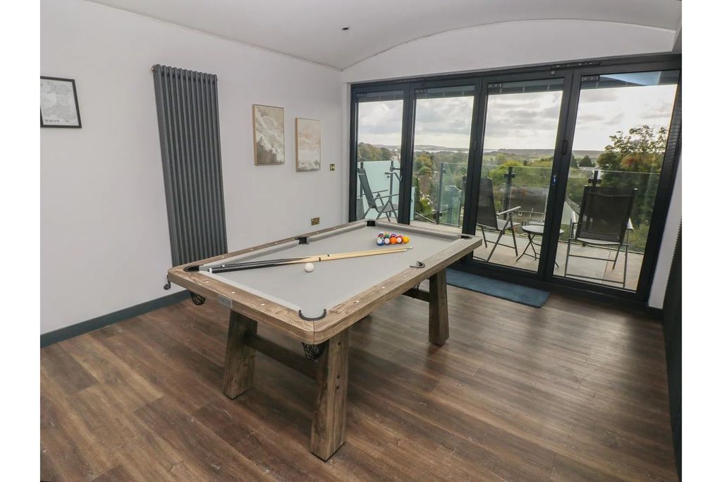 Additional image 4 of 3 bed flat for saleNarberth Road, Tenby SA70