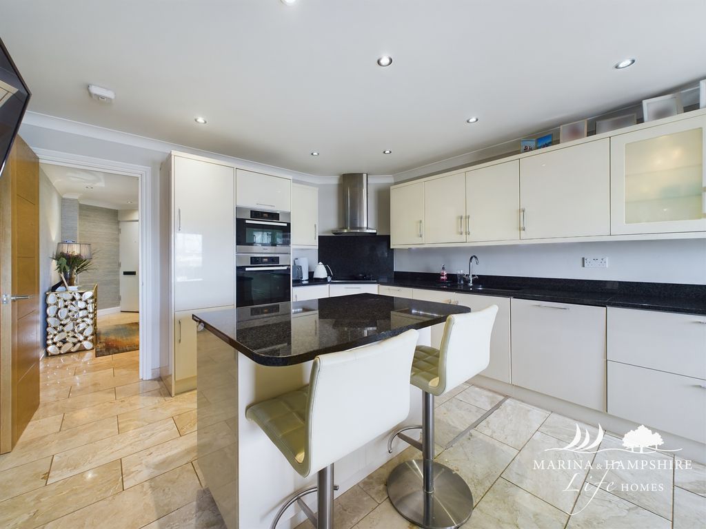 Additional image 9 of 5 bed terraced house for saleBryher Island, Port Solent PO6