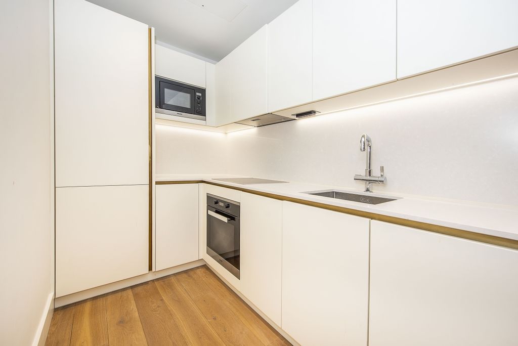 Property photo 3 of 15 Star &amp; Garter