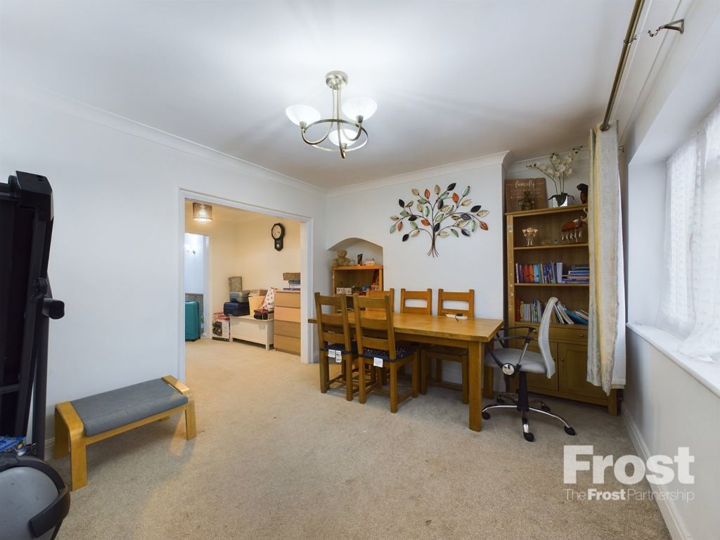 Property photo 3 of 11 Picture No. 01