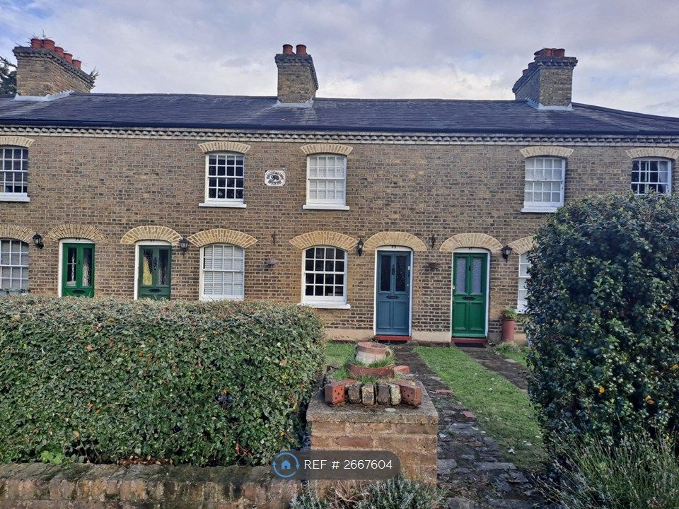 Property photo 1 of 27