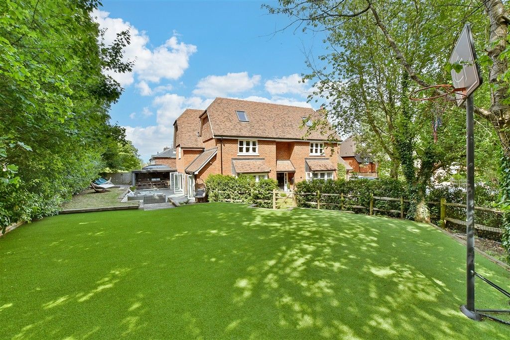 Property photo 2 of 22 Rear Garden
