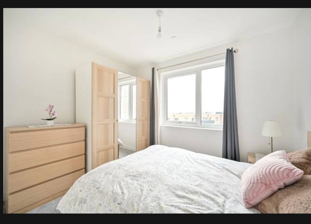 Property photo 3 of 6 Image