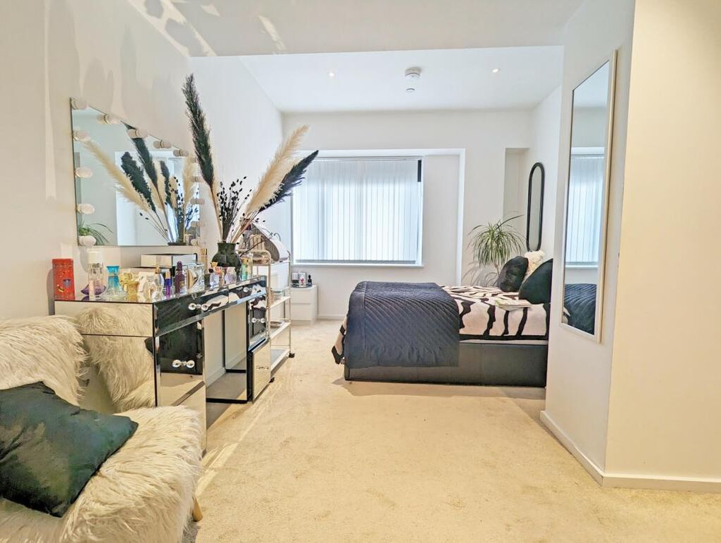 Additional image 4 of 2 bed flat for salePrescott Street, Halifax HX1