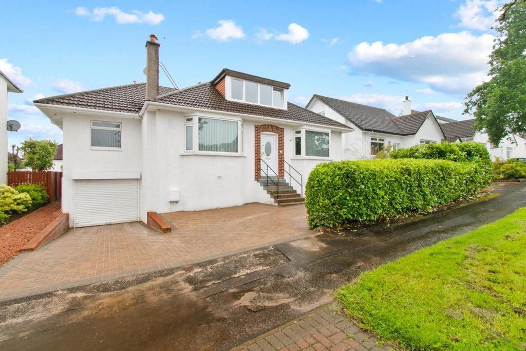 Property photo 1 of 32
