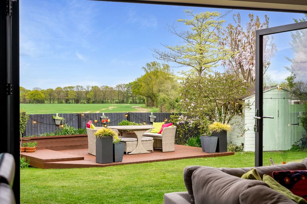 Property photo 2 of 42 4152895