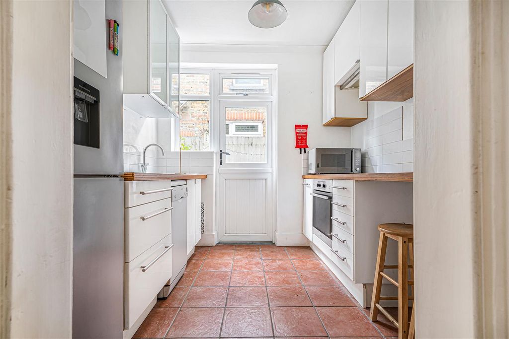 Property photo 3 of 27 3