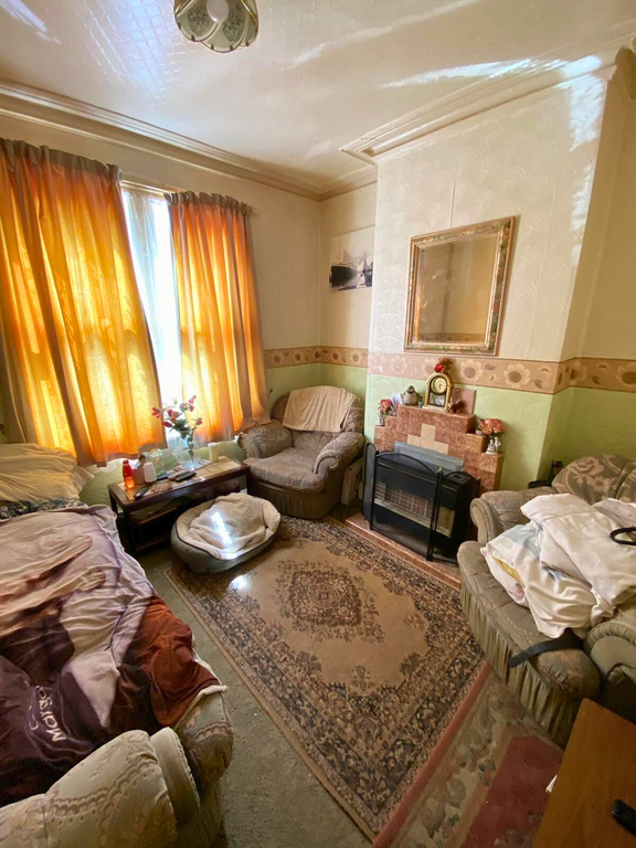 Property photo 2 of 7 Untitled Design - 2025-07-17T163633.808.Png