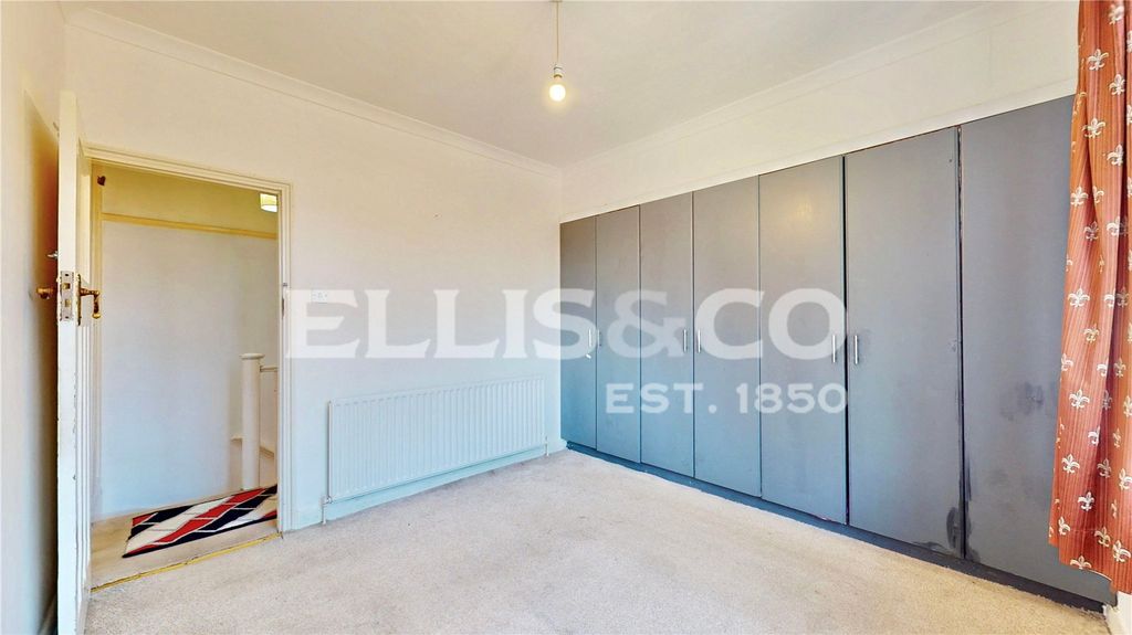Property photo 2 of 12 Picture No. 04