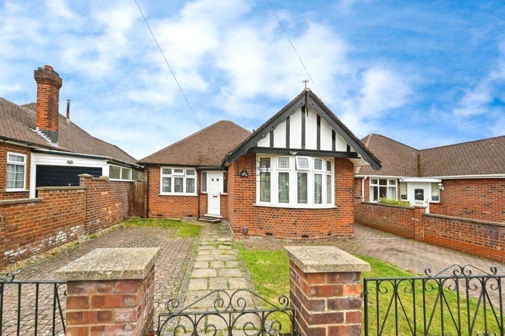 Property photo 1 of 15 Picture No. 01