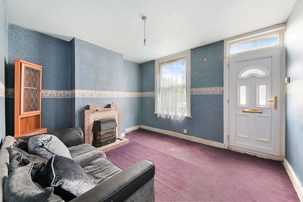 Property photo 2 of 9