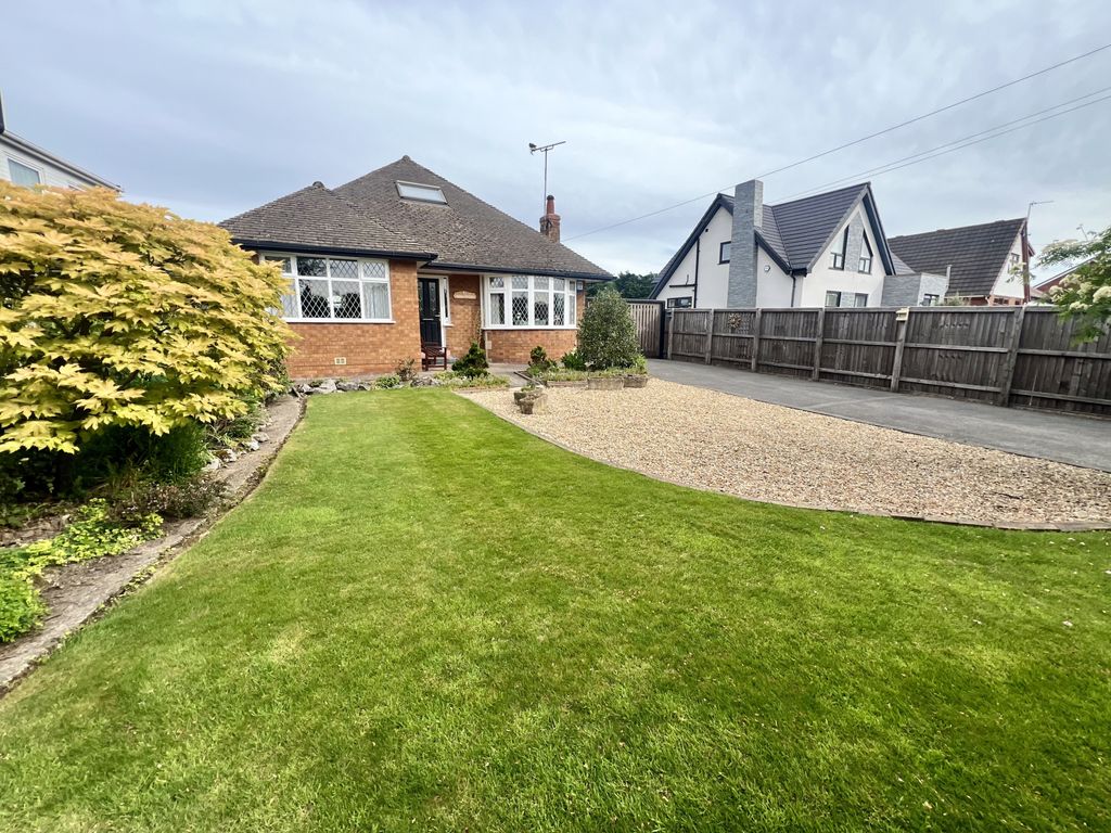 Property photo 1 of 34