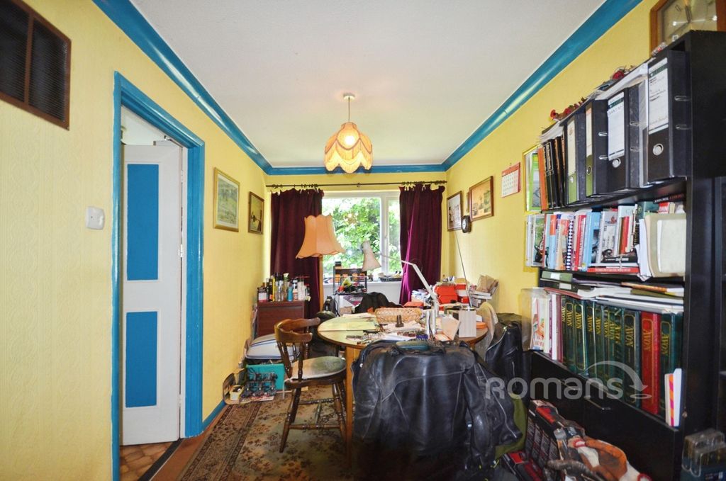 Property photo 3 of 8 Pbox-Img.Jpg