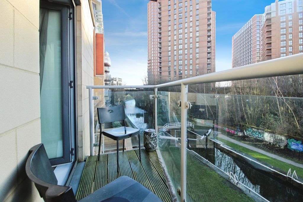 Property photo 3 of 15 Balcony