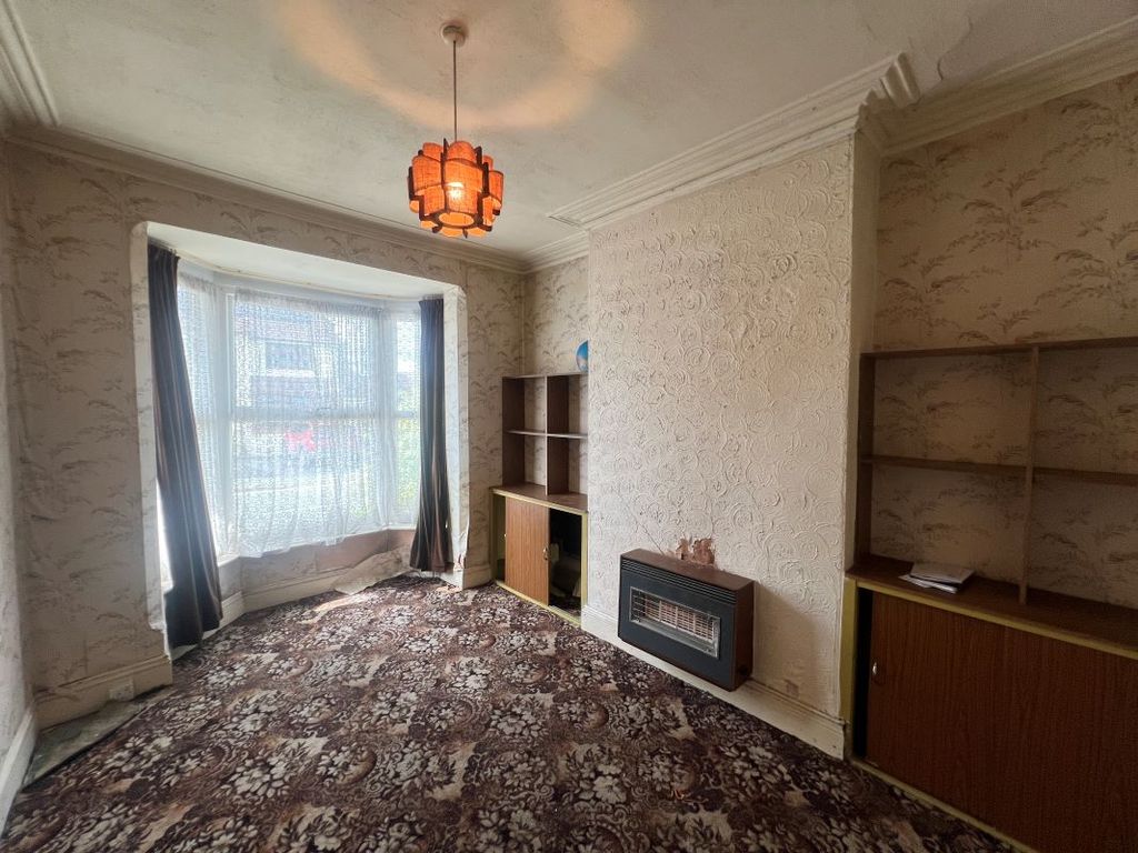 Property photo 3 of 23