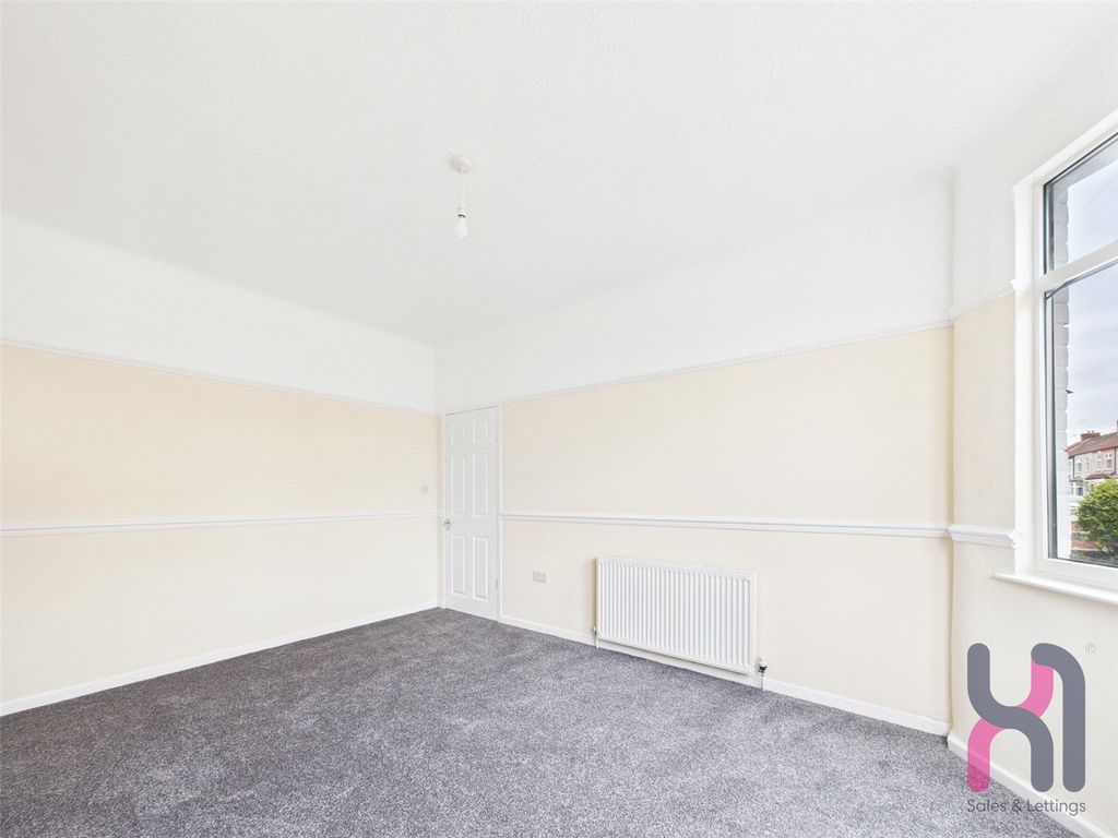 Property photo 3 of 13 Picture No. 04