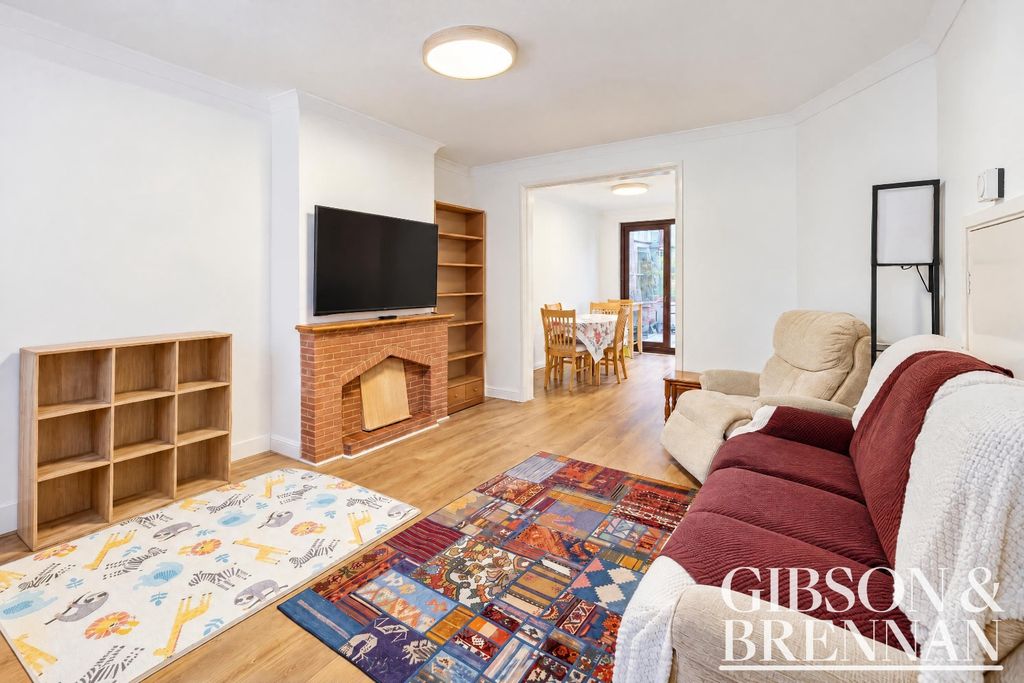 Property photo 3 of 31 5906342