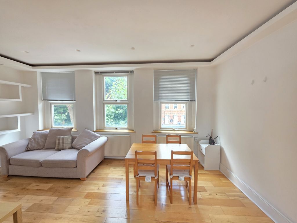Property photo 1 of 16 Photo 12