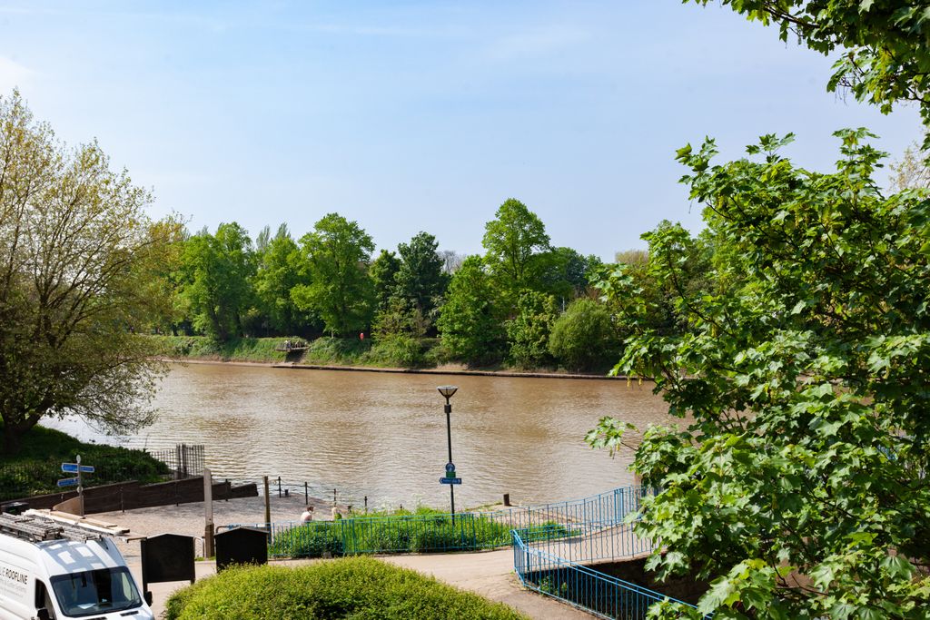 Property photo 3 of 12 River View