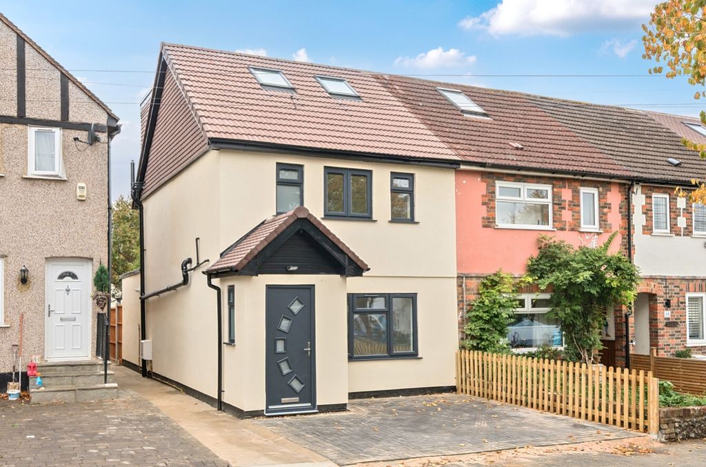 Property photo 1 of 12 1364184-9-68E64A26c96F8