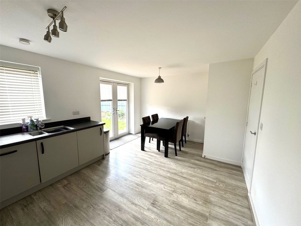 Property photo 3 of 15 Picture No. 68