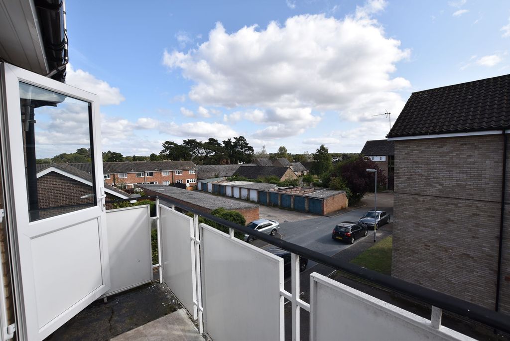 Property photo 2 of 7