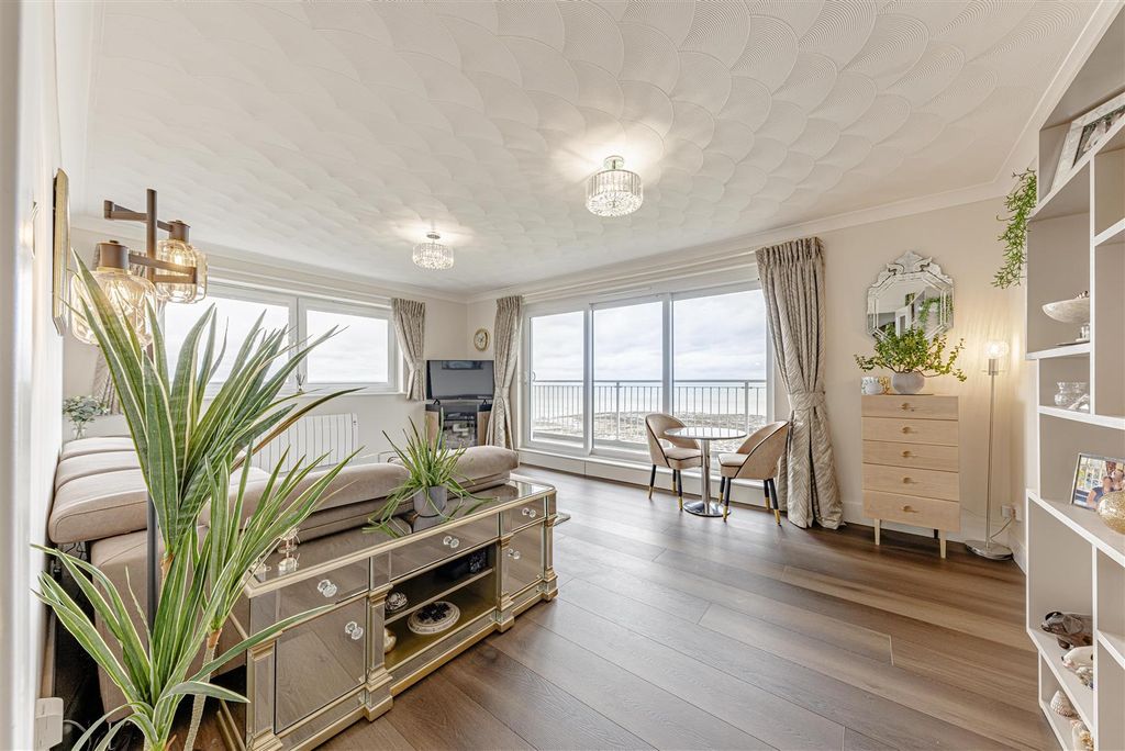 Property photo 3 of 33 L J Imaging-1.Jpg