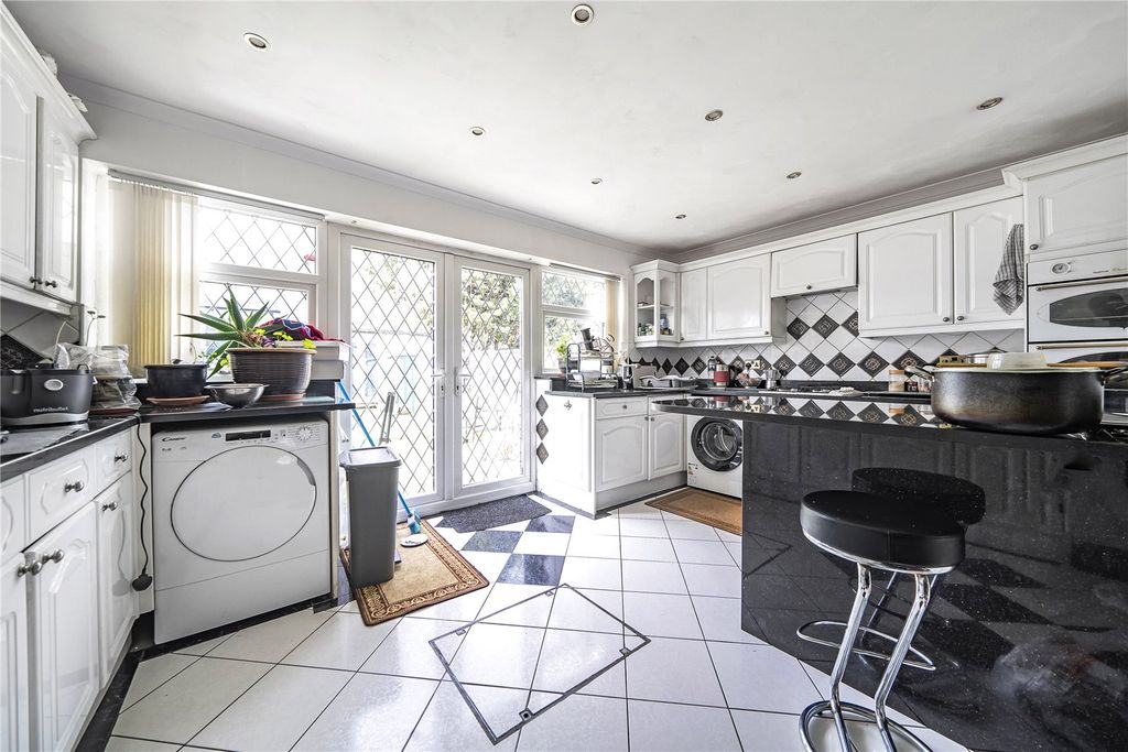 Property photo 3 of 14 Picture No. 05